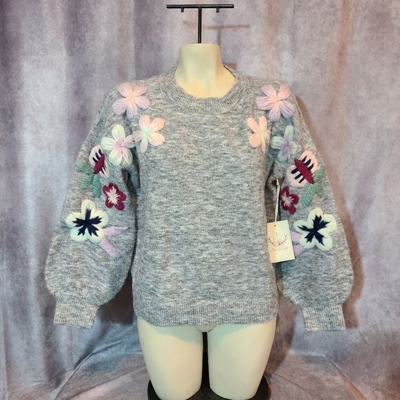 ‎Boundless North Grey Embroidered Sweater Size Small - Picture 2 of 6